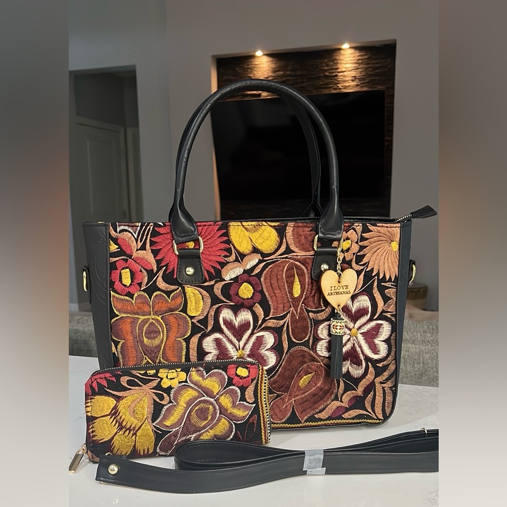 Floral Embroidered Women's Bag Set